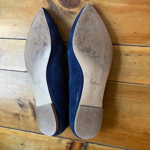 Boden Blue Suede Pointed Toe Flats - Picture 6 of 6